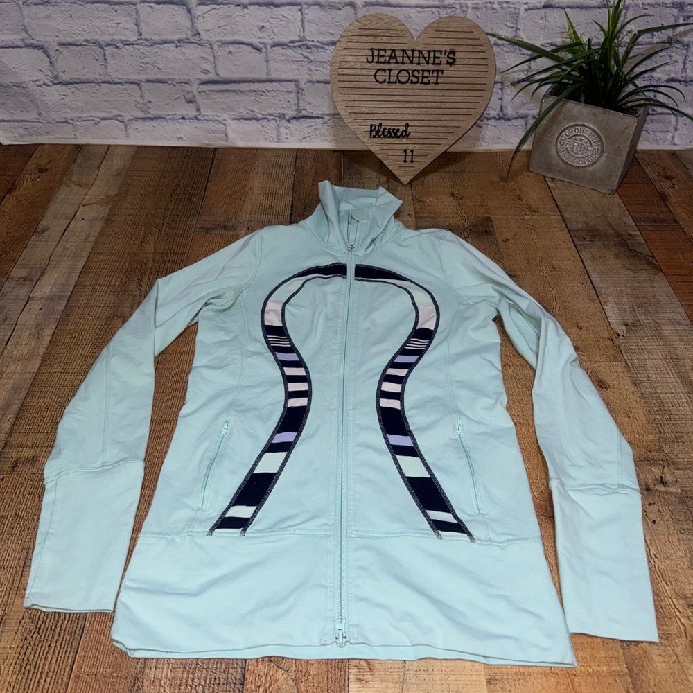 Lululemon Discover Stripe In Stride Jacket Sz8 Aquamarine discovery hood